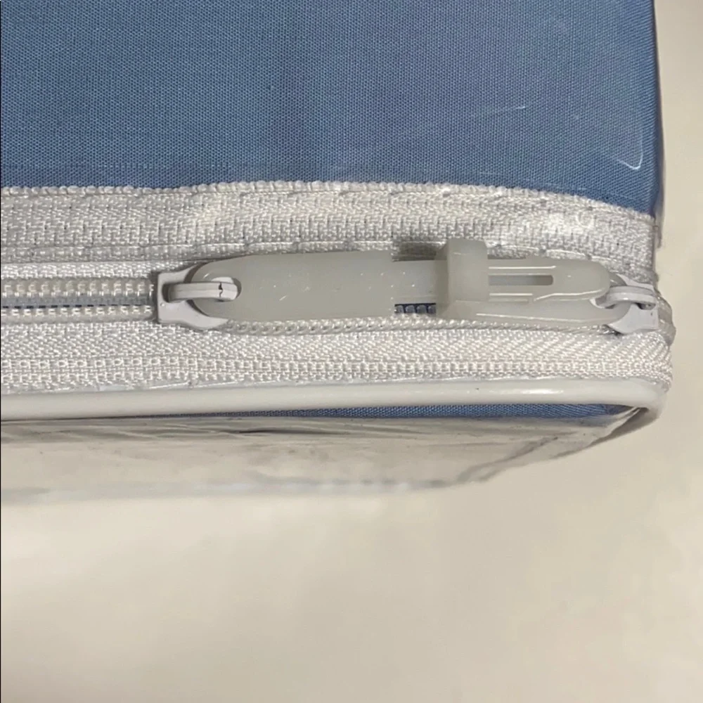 NWT Lacoste blue twin sheet set